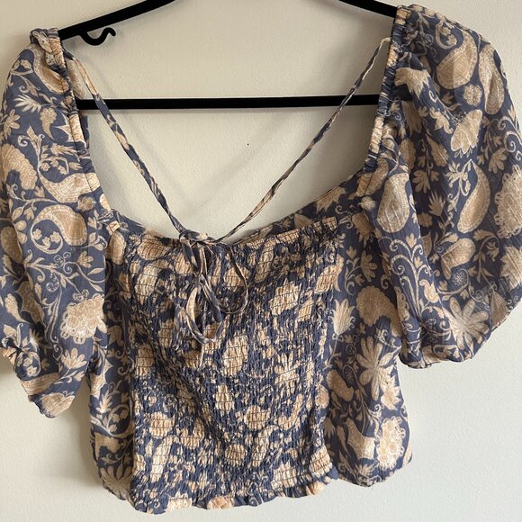 Dynamite Ruched Bust Blouse - Picture 8 of 9